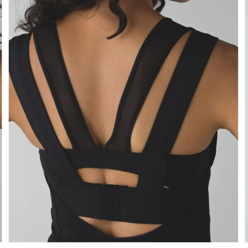 Lululemon Super Sport Tank Black Women's 6 V Neck Fitted Tank & Bra Activewear